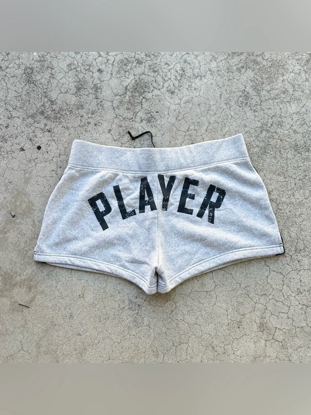 Vintage Deadstock Nike ‘PLAYER’ Short Shorts Women’s Grey Sz Large NWT